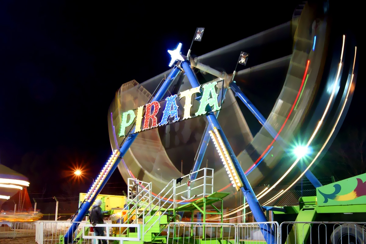 BARCO PIRATA 02